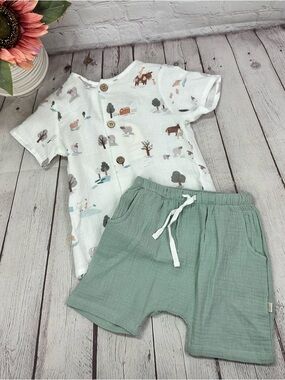 NWT elegant baby 9-12M organic cotton 2pc set farm barnyard animal theme unisex